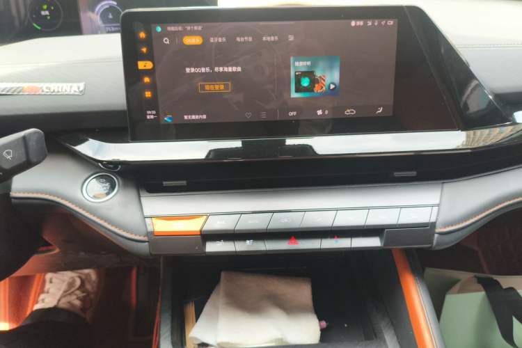 Used CHANGAN UNI-V 2022 1.5T Excellence Model Audio And AC Panel