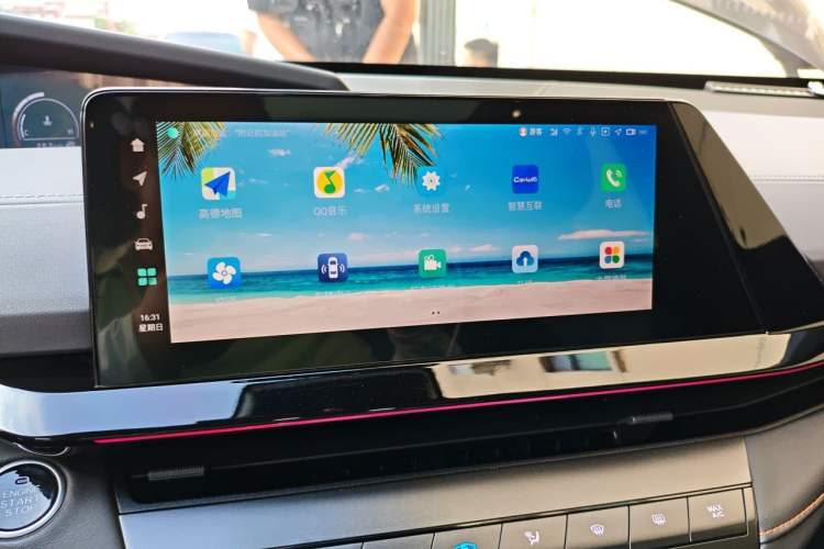 Used CHANGAN UNI-V 2022 1.5T Prestige Version Audio And AC Panel