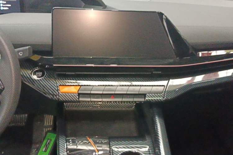 Used CHANGAN UNI-V 2022 1.5T Prestige Version Audio And AC Panel
