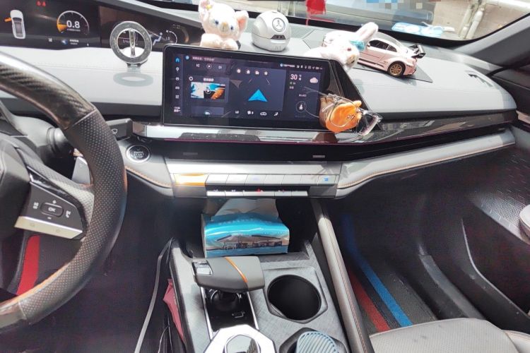 Used CHANGAN UNI-V 2022 1.5T Prestige Version Audio And AC Panel