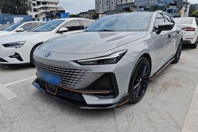 Used CHANGAN UNI-V 2022 1.5T Sport Edition