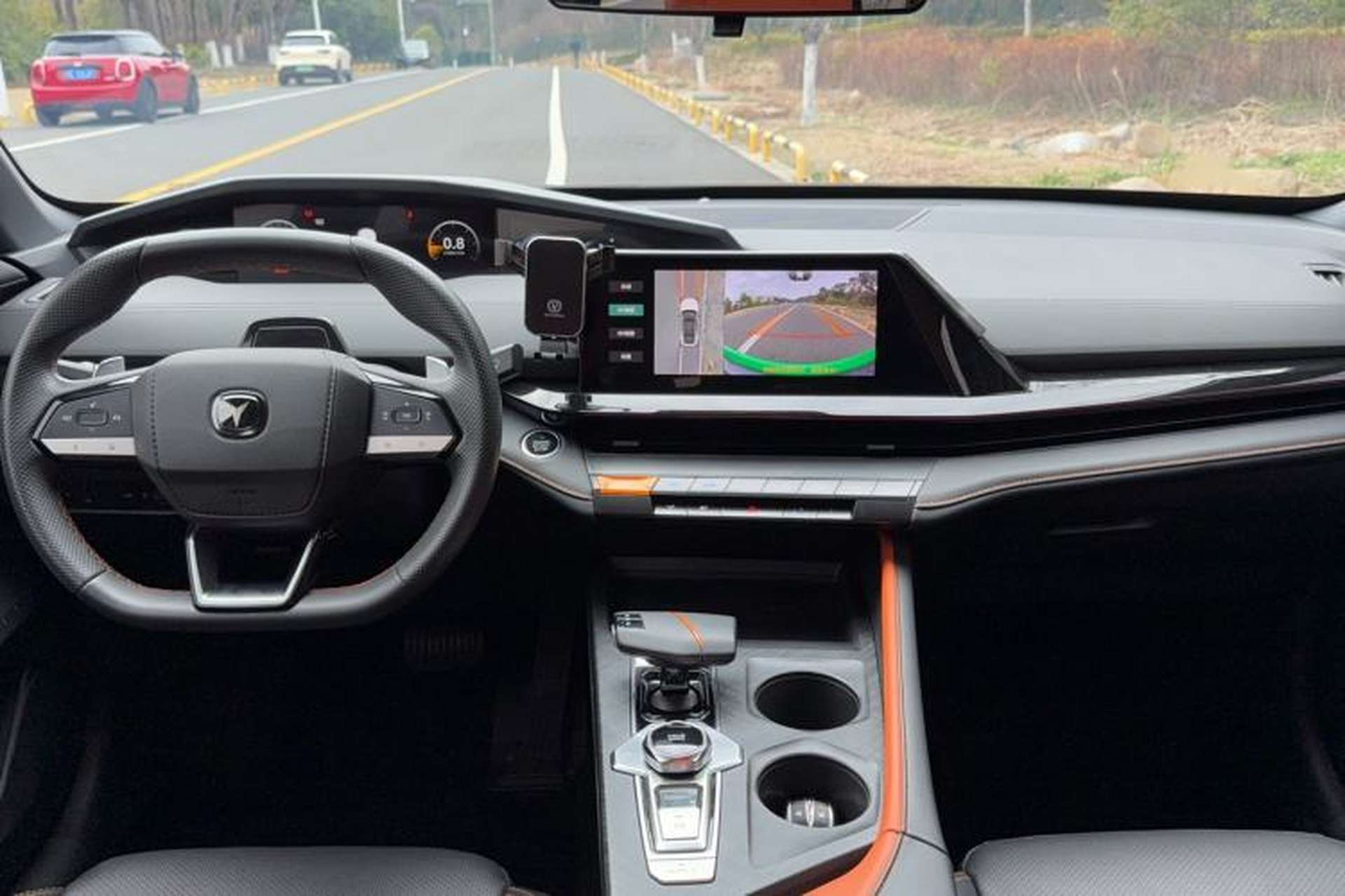 Used CHANGAN UNI-V 2022 1.5T Prestige Version Center Console