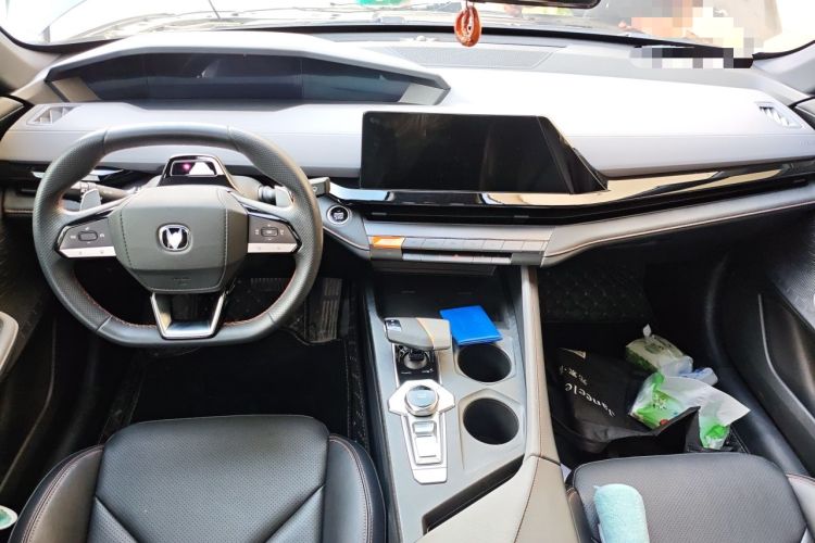 Used CHANGAN UNI-V 2022 1.5T Prestige Version Center Console