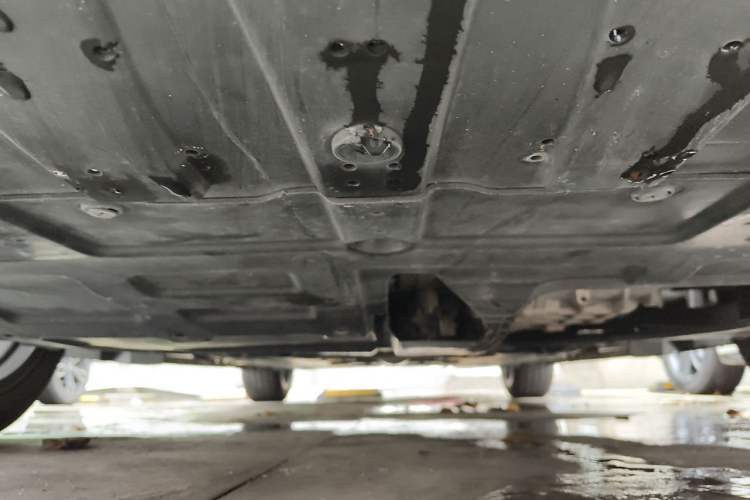 Used CHANGAN UNI-V 2022 1.5T Prestige Version Chassis Front