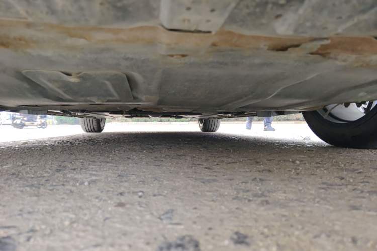 Used CHANGAN UNI-V 2022 1.5T Smart Navigation Version Chassis Front