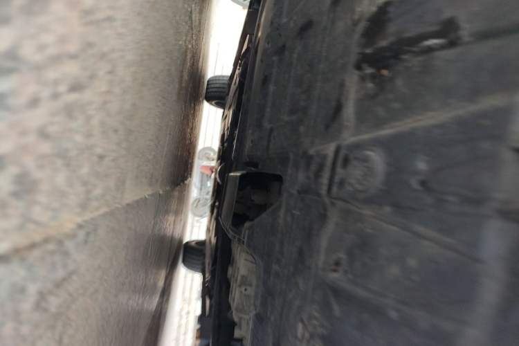 Used CHANGAN UNI-V 2022 1.5T Prestige Version Chassis Front