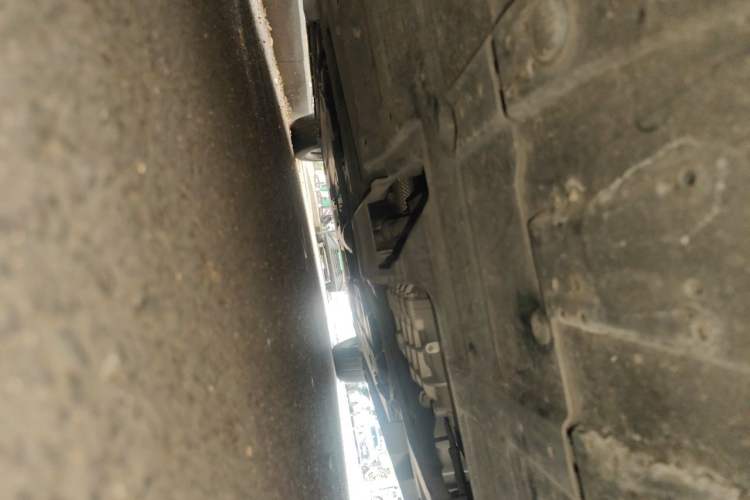 Used CHANGAN UNI-V 2022 1.5T Smart Navigation Version Chassis Front
