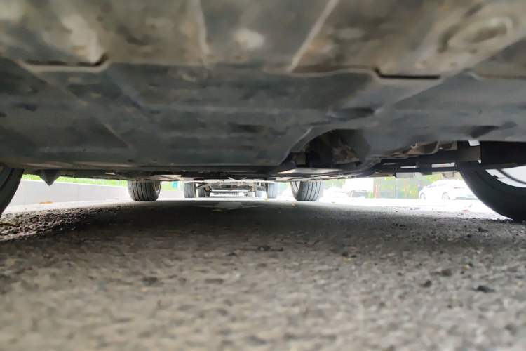 Used CHANGAN UNI-V 2022 1.5T Prestige Version Chassis Front