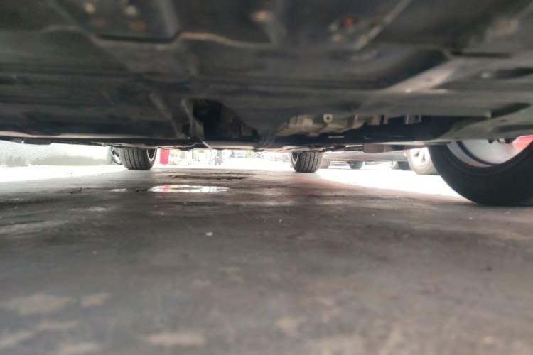 Used CHANGAN UNI-V 2022 1.5T Prestige Version Chassis Front