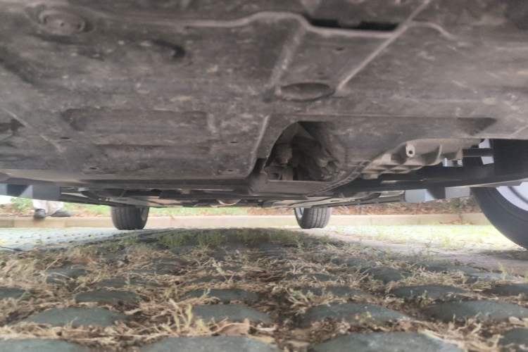 Used CHANGAN UNI-V 2022 1.5T Prestige Version Chassis Front