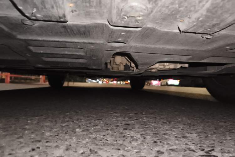 Used CHANGAN UNI-V 2022 1.5T Prestige Version Chassis Front