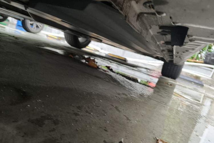 Used CHANGAN UNI-V 2022 1.5T Prestige Version Chassis Front Left