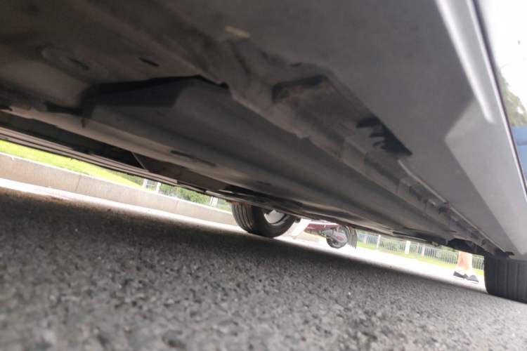 Used CHANGAN UNI-V 2022 1.5T Smart Navigation Version Chassis Front Left