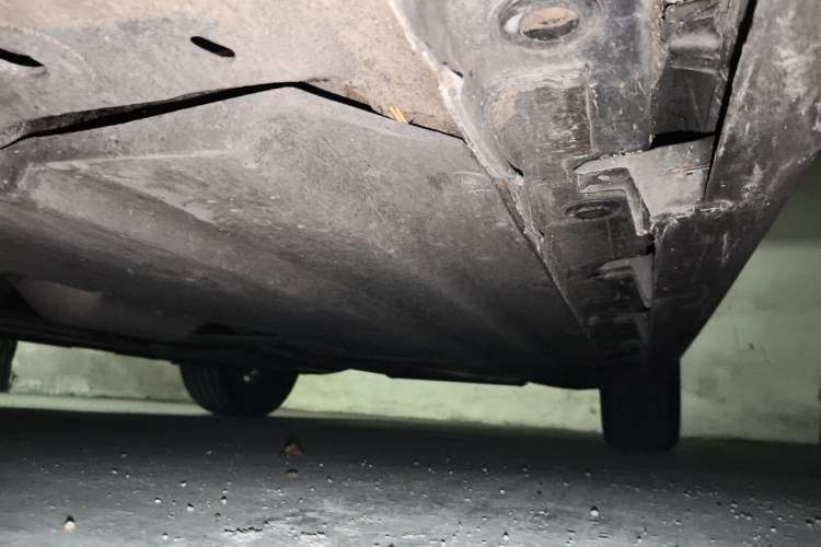 Used CHANGAN UNI-V 2022 1.5T Prestige Version Chassis Front Left