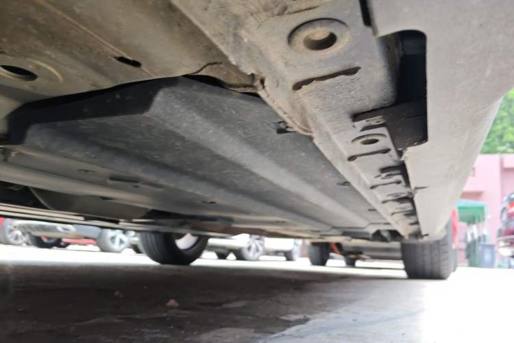 Used CHANGAN UNI-V 2022 1.5T Prestige Version Chassis Front Left