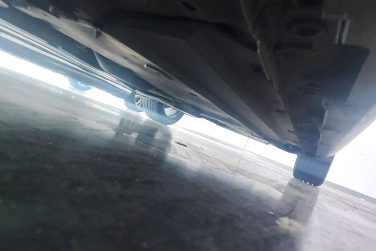 Used CHANGAN UNI-V 2022 1.5T Prestige Version Chassis Front Left