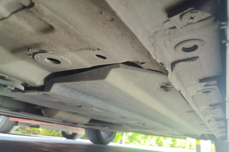 Used CHANGAN UNI-V 2022 1.5T Sport Edition Chassis Front Left