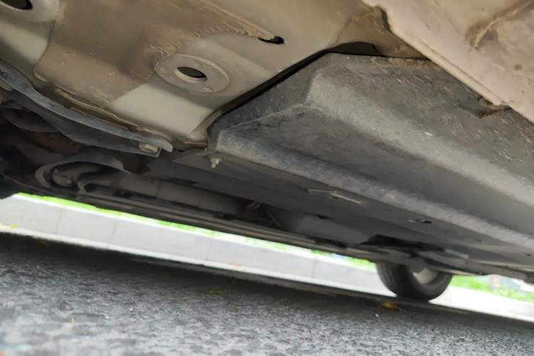 Used CHANGAN UNI-V 2022 1.5T Prestige Version Chassis Front Left