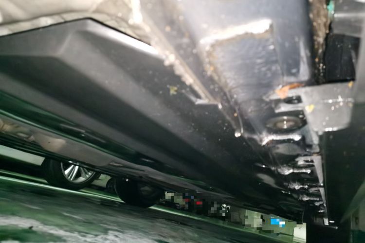 Used CHANGAN UNI-V 2022 1.5T Prestige Version Chassis Front Left
