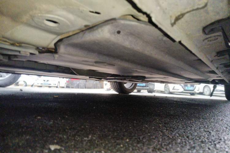 Used CHANGAN UNI-V 2022 1.5T Prestige Version Chassis Front Left