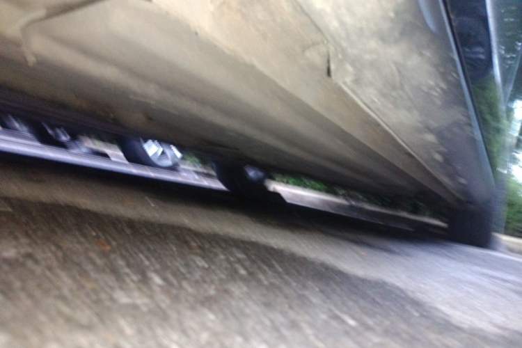 Used CHANGAN UNI-V 2022 1.5T Prestige Version Chassis Front Left