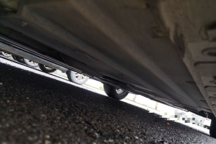 Used CHANGAN UNI-V 2022 1.5T Prestige Version Chassis Front Left