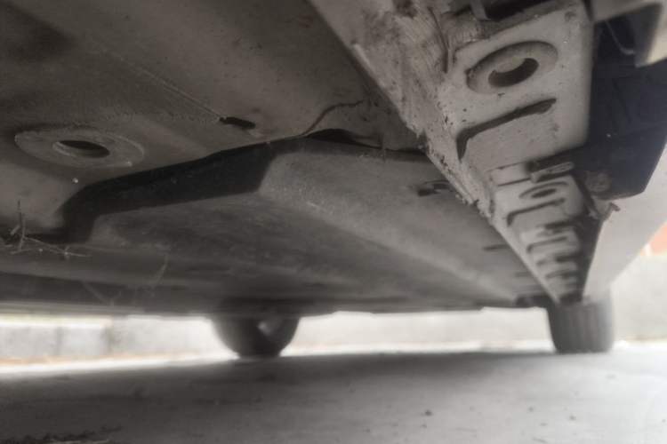 Used CHANGAN UNI-V 2022 1.5T Prestige Version Chassis Front Left