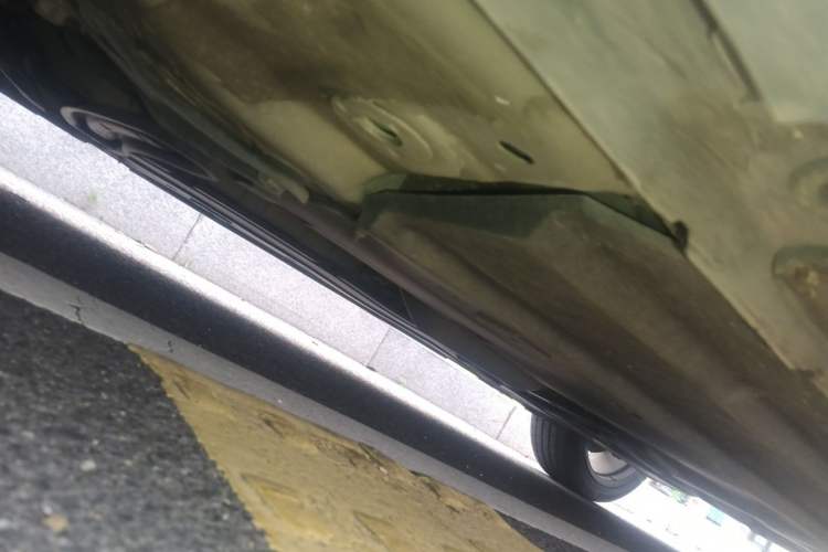 Used CHANGAN UNI-V 2022 1.5T Prestige Version Chassis Front Left