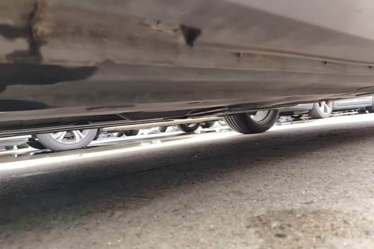 Used CHANGAN UNI-V 2022 1.5T Smart Navigation Version Chassis Front Left