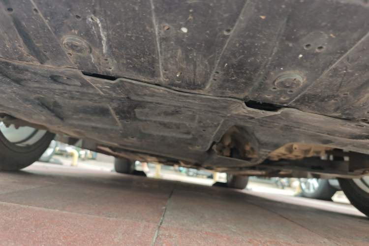 Used CHANGAN UNI-V 2022 1.5T Prestige Version Chassis Front