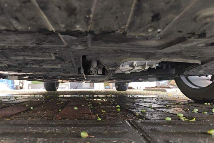 Used CHANGAN UNI-V 2022 1.5T Sport Edition Chassis Front