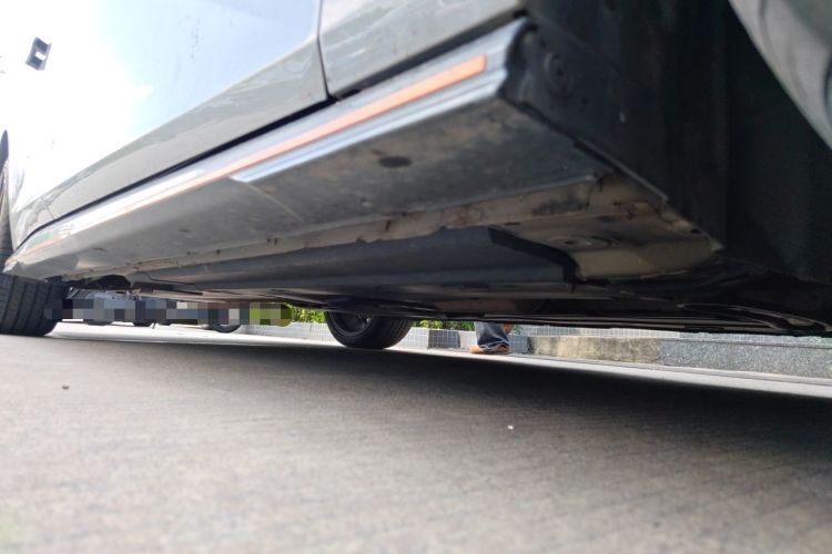 Used CHANGAN UNI-V 2022 1.5T Sport Edition Chassis Front Right