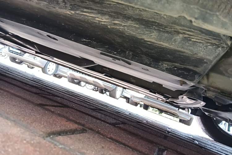 Used CHANGAN UNI-V 2022 1.5T Prestige Version Chassis Front Right