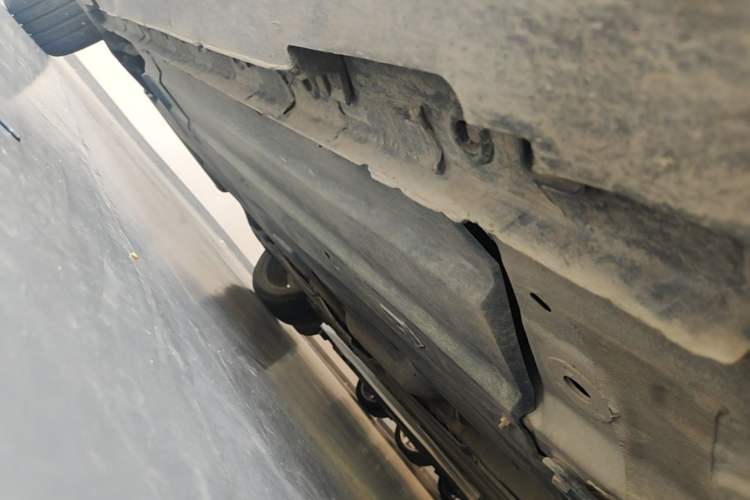 Used CHANGAN UNI-V 2022 1.5T Prestige Version Chassis Front Right
