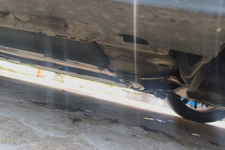 Used CHANGAN UNI-V 2022 1.5T Prestige Version Chassis Front Right