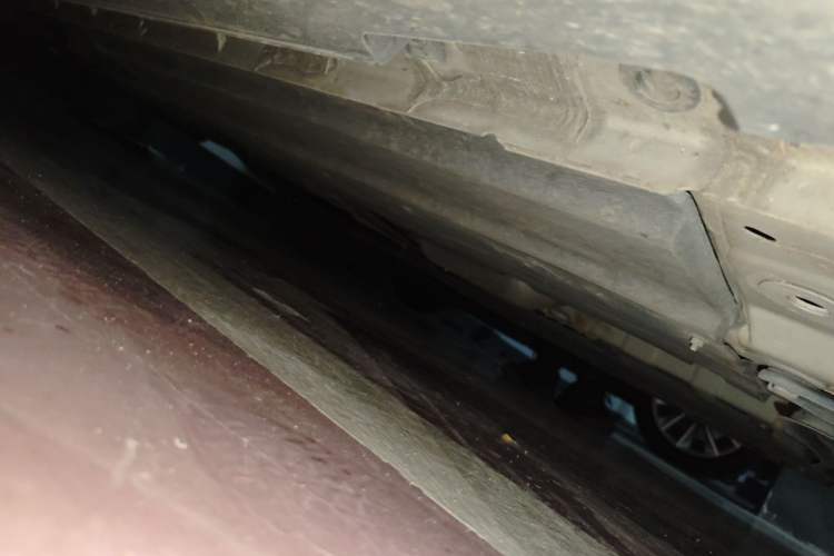 Used CHANGAN UNI-V 2022 1.5T Prestige Version Chassis Front Right