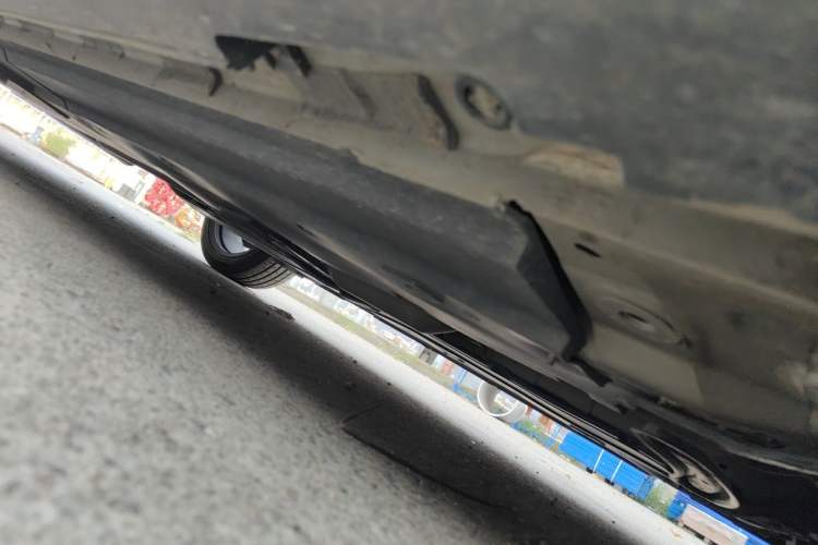 Used CHANGAN UNI-V 2022 1.5T Prestige Version Chassis Front Right