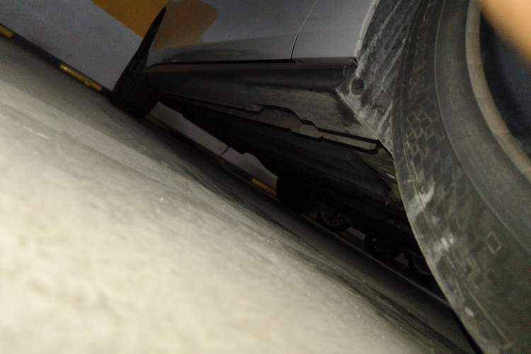 Used CHANGAN UNI-V 2022 1.5T Prestige Version Chassis Front Right