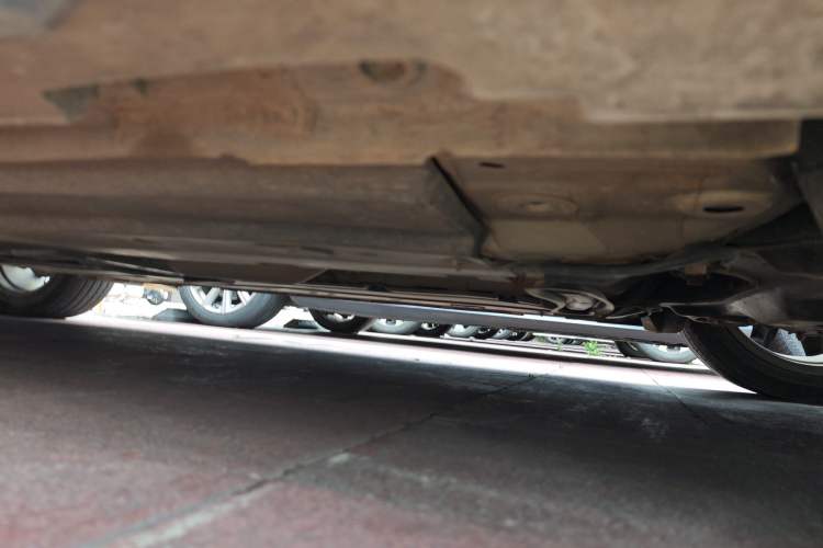Used CHANGAN UNI-V 2022 1.5T Prestige Version Chassis Front Right