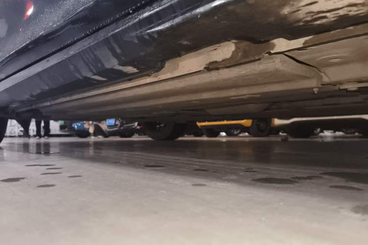 Used CHANGAN UNI-V 2022 1.5T Smart Navigation Version Chassis Front Right