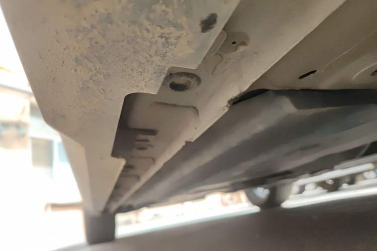 Used CHANGAN UNI-V 2022 1.5T Prestige Version Chassis Front Right
