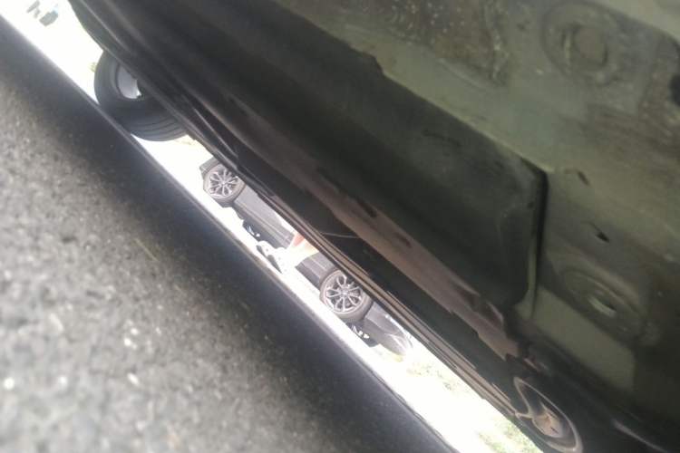 Used CHANGAN UNI-V 2022 1.5T Prestige Version Chassis Front Right