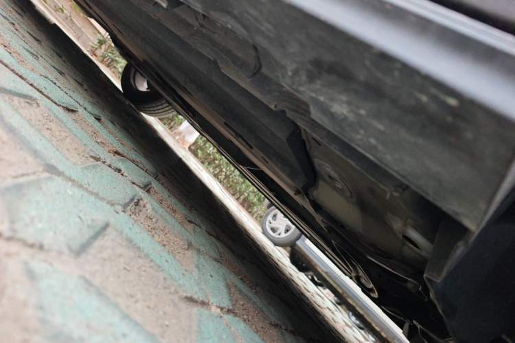 Used CHANGAN UNI-V 2022 1.5T Excellence Model Chassis Front Right