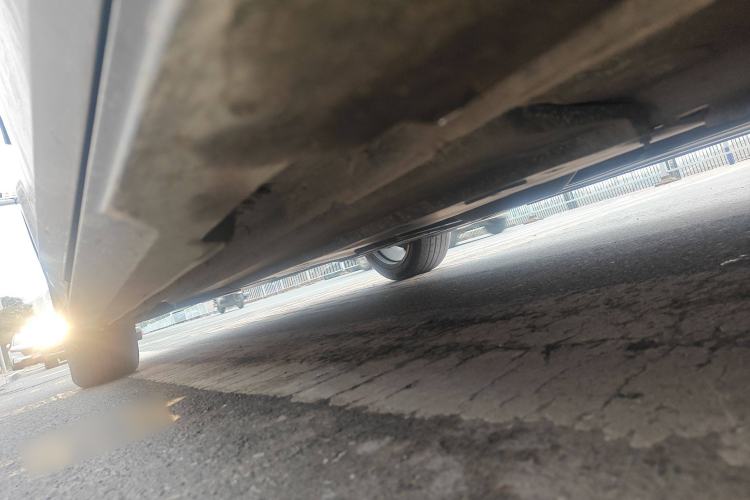 Used CHANGAN UNI-V 2022 1.5T Prestige Version Chassis Front Right