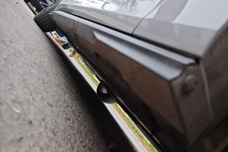 Used CHANGAN UNI-V 2022 1.5T Prestige Version Chassis Front Right