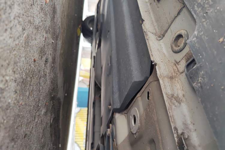 Used CHANGAN UNI-V 2022 1.5T Prestige Version Chassis Front Right