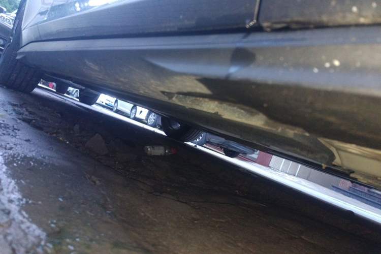 Used CHANGAN UNI-V 2022 1.5T Prestige Version Chassis Front Right