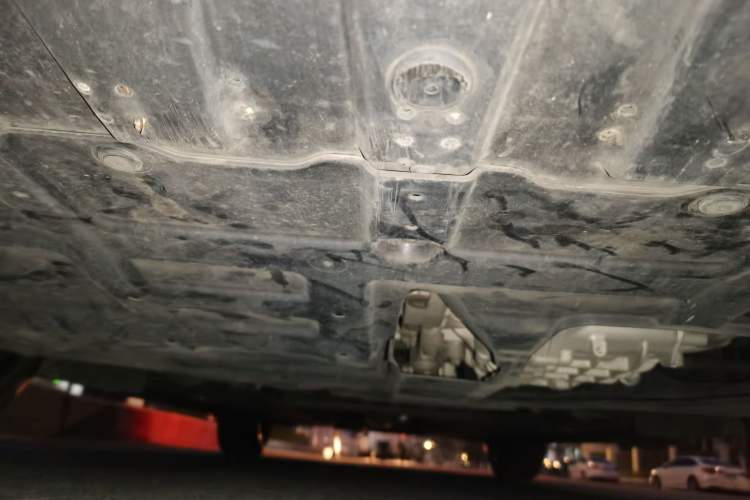 Used CHANGAN UNI-V 2022 1.5T Prestige Version Chassis Front