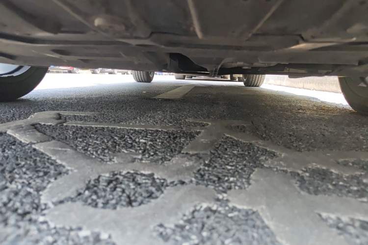 Used CHANGAN UNI-V 2022 1.5T Prestige Version Chassis Front