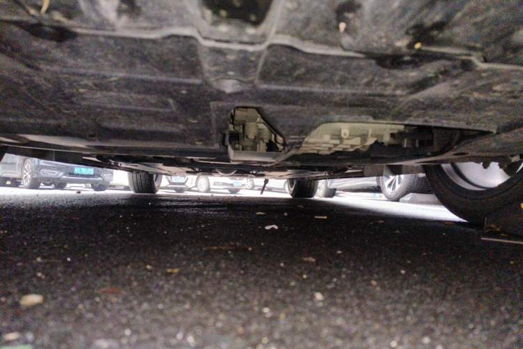 Used CHANGAN UNI-V 2022 1.5T Prestige Version Chassis Front